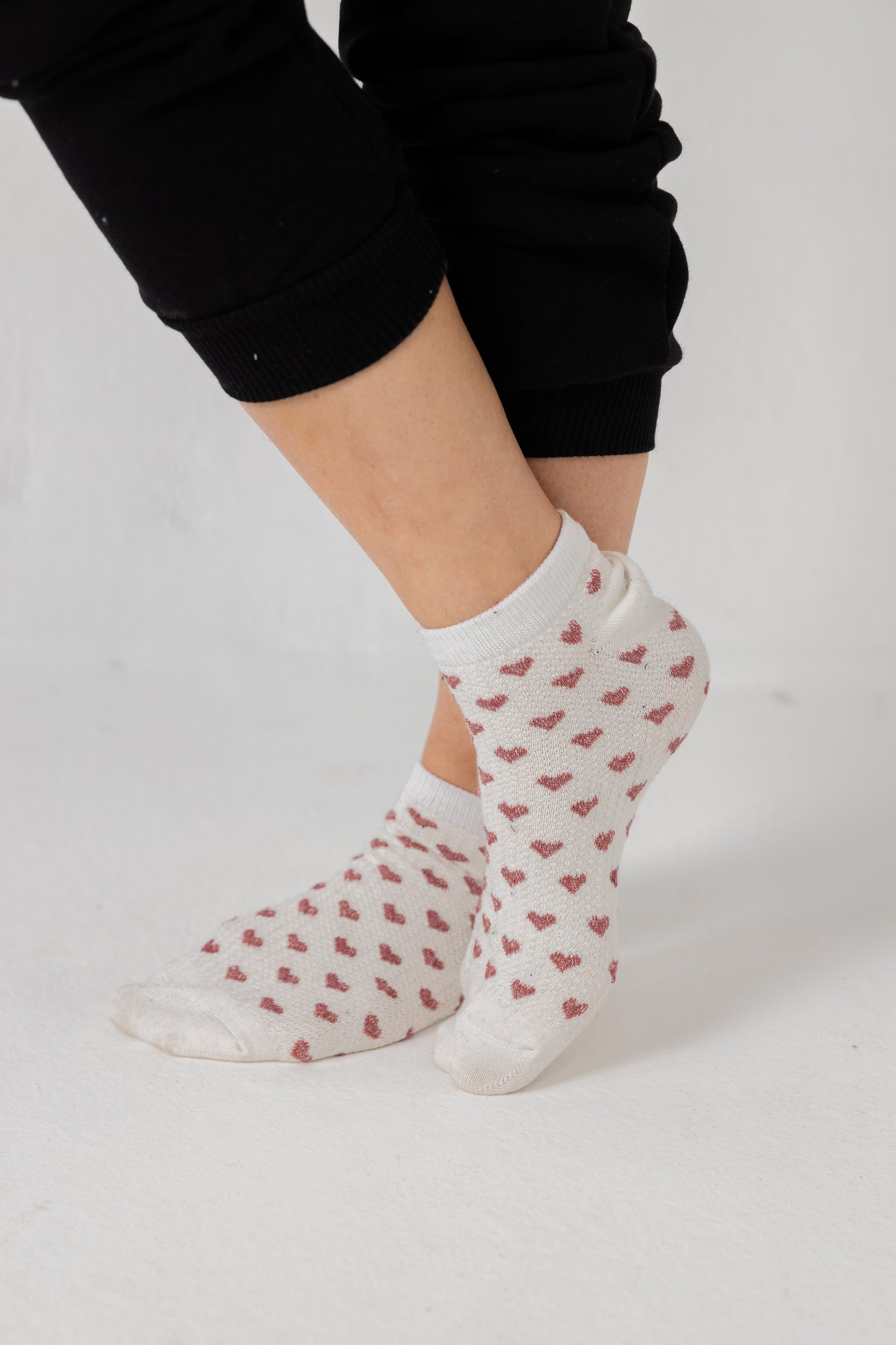 A Pack Of Ankle Socks Printed White, 3 Pieces For Women&Kids